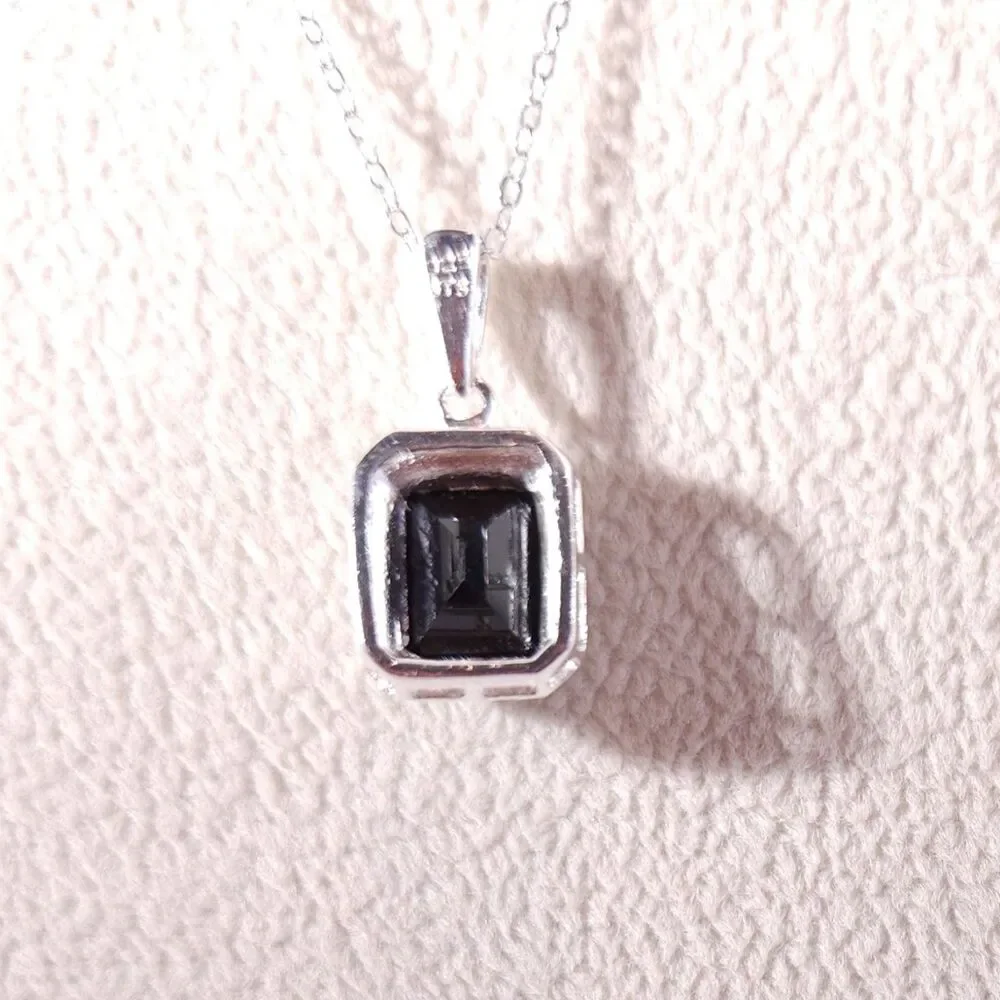 Thai Black Spinel Pendant Necklace & Chain Made in Italy